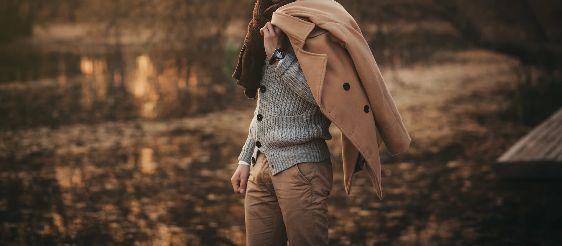 Męski płaszcz jesienny – 6 porad jak dobrać idealny