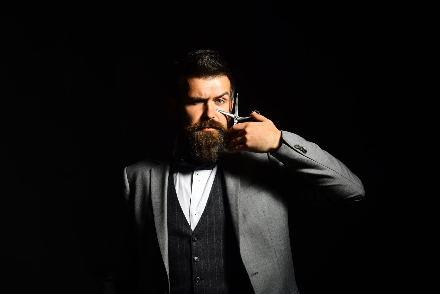 Samodzielne trymowanie brody – od czego zacząć?
